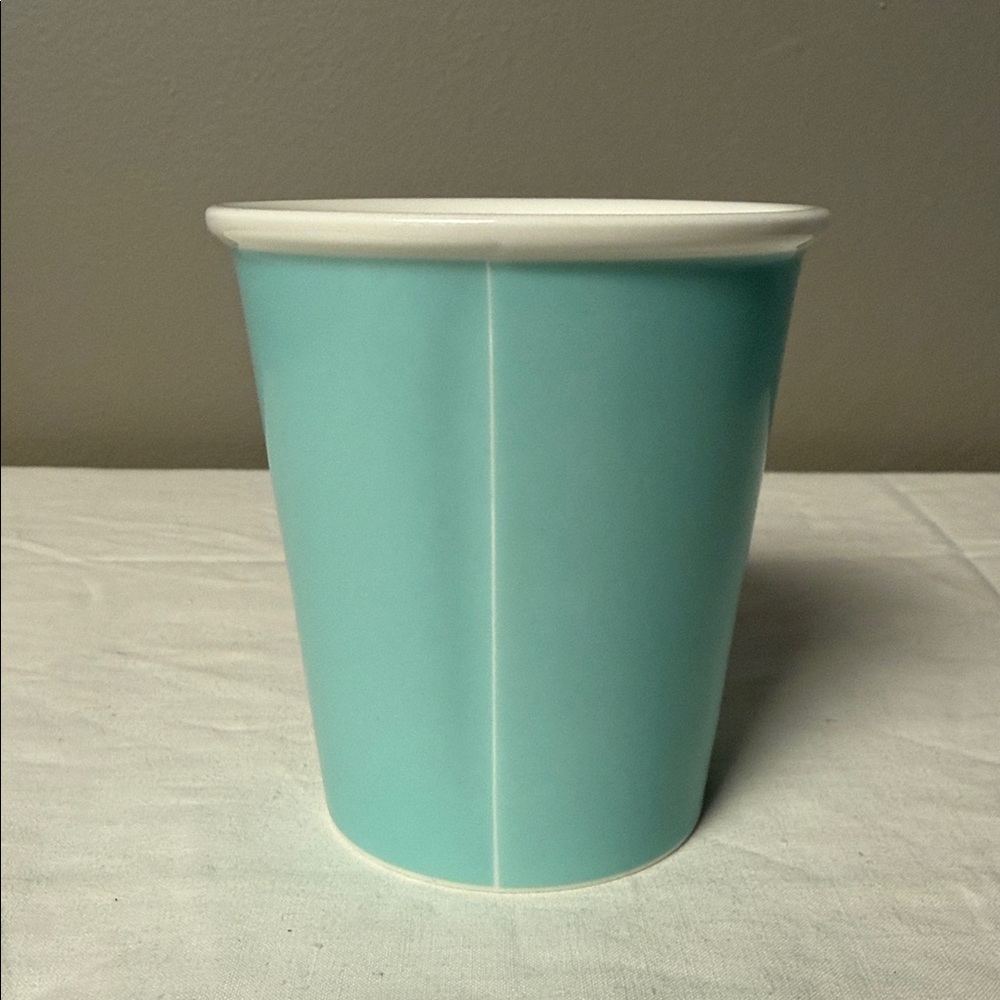 Tiffany & Co Bone China Coffee Cup Tiffany Blue Japan 10oz - Picture 3 of 5